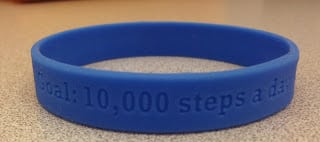 Bracelet with walking steps goal